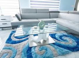Spacious 2BR Retreat Fast WiFi Self Check-in- Watch FIFA World Cup in Comfort