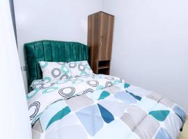 White house apartment: Kugihembe şehrinde bir otel