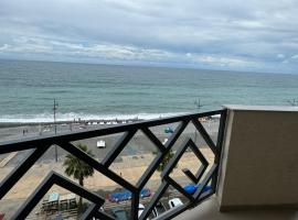 Zura's Sea View Apartments, מלון בגוניו