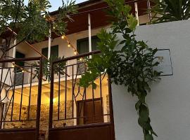 Loucy’s Art Home, hotel v destinaci Mandria