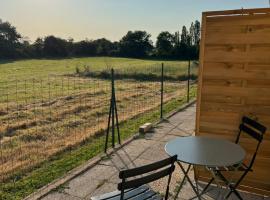 Chez Laurie et Xavier studio 3, hotel con hidromasaje en Mignaloux-Beauvoir