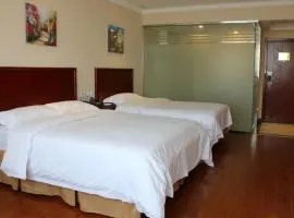 GreenTree Inn ZiBo LiuQuan Road Wal-Mart Square Express Hotel