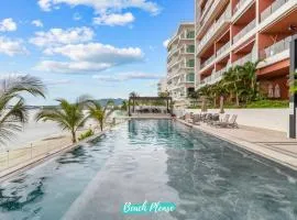 Casa del Mar Bucerias - Beachfront Condos