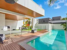 Top of the Dunes - Beachside Apartment by uHoliday