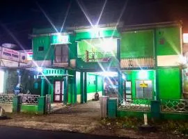 Puspa Tiara Syar'i Guci Mitra RedDoorz