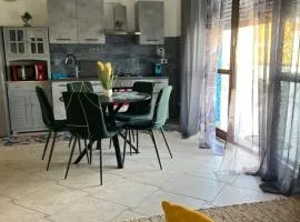 APPARTAMENTO ATTiCO CON TERRAZZO FIBI