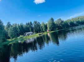 Stuga med strandtomt i Smålands natursköna miljö, vila v destinaci Vaggeryd