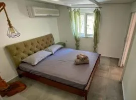 DK House1