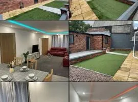 Citrine Suite 4 Bed House in Stoke on Trent