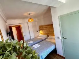 Hostal Atuaire Home en el centro de Burgos