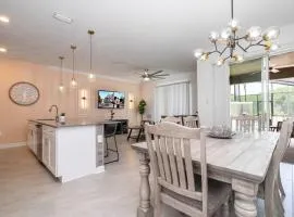 Lake View & Free Resort Access Near Disney 4399