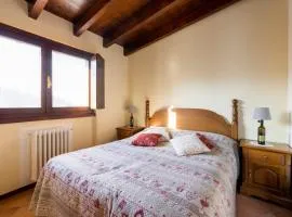 Charming House in Vesime with Shared Pool