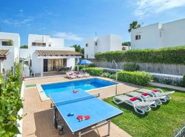 Villa Maria Celia by Villa Plus, Hotel in Cala Ferrera