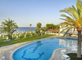 Akti Beach Hotel & Village Resort, hotel with hot tubs in Paphos City