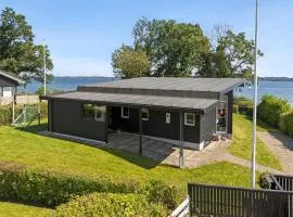 Beautiful Home In Aabenraa