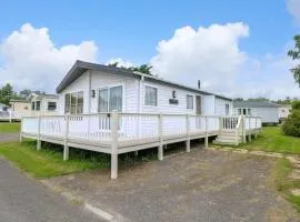 21 Norman Drive Lodge