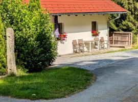 Ferienwohnung Waldhauser, hotel v destinaci Breitenberg