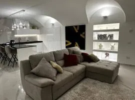 Dolce Vita Luxury