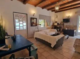 Joanna-Thanos beachfront holiday home