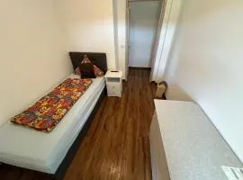 Pensionszimmer mit Gemeinschaftsküche