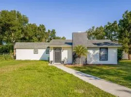 Relax & Unwind 1br Retreat Wpool Access & Wi-fi