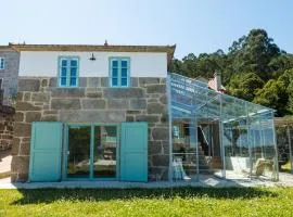 A Casa dos Caseiros ツ by Rias Baixas Rentals
