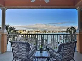 8 Min Walk To Beach, Pool, Hot Tub, Bay View