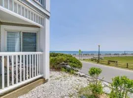 Breezy Oak Bluffs Condo - Steps to Inkwell Beach!