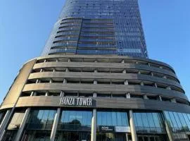 Hanza Tower 70m