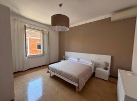 Casa Amalfi - Pesaro Mare, hotel v destinaci Pesaro