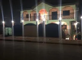 Appartement moderne de 120m2 , doté de caméras de surveying et situé à MAETUR NKOMO, un quartier résidentiel