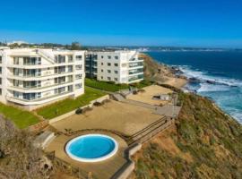 DEPTO Algarobo Vista Impacto 3D2B Pisina Playa Est, hotel in Algarrobo