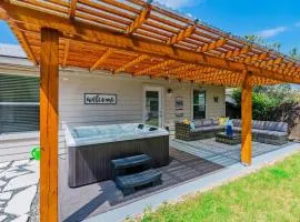 Luxury Oasis Hot-tub, Games & Bbq By Fiesta Tx