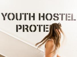 Youth Hostel Proteus Postojna, farfuglaheimili í Postojna