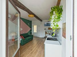 LevOasi 7, viešbutis mieste Levo