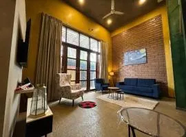 Traditional & Modern 4BHK Villa