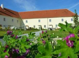Ferienwohnungen im Kloster
