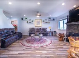 Private Family Home With Gorgeous Yard