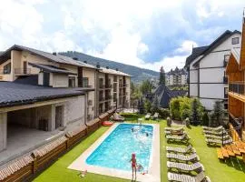 Hotel Pid Strihoju