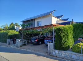 Apartm&aacute;n na Vyhl&iacute;dce, k&aelig;ledyrsvenligt hotel i &Scaron;umperk