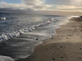 Strandhaus direkt am Meer Süssau, ξενοδοχείο σε Heringsdorf