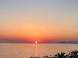 Cheap 2+1 apartment, 10 meters from beach