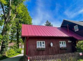 Chal&uacute;pka pod lipami