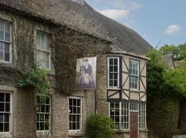 Hunters Hall Inn by Greene King Inns
