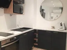 Studio 2 - Appart' hôtel avec terrasse - TU ELLETA