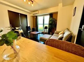 Sun court south
