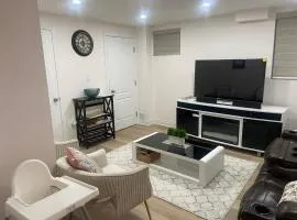 Beautiful 2-bedroom basement apartment in center of Milton