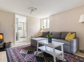 Rykkinn Garden-Level Apartment, near Oslo - Free Parking & EV Power