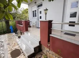 Tranquil new apartmen7t in inland Lefkada