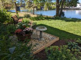 Casual Living Extended Stay Hotels, hotelli kohteessa Algonquin